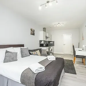 Apartment Securematics Kings Studio