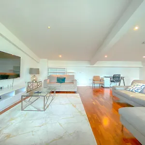 apartment-wharf-discovery-dock-east.brighton-hotels-england.com/